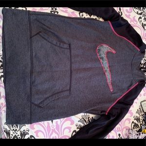 Nike women’s sweatshirt